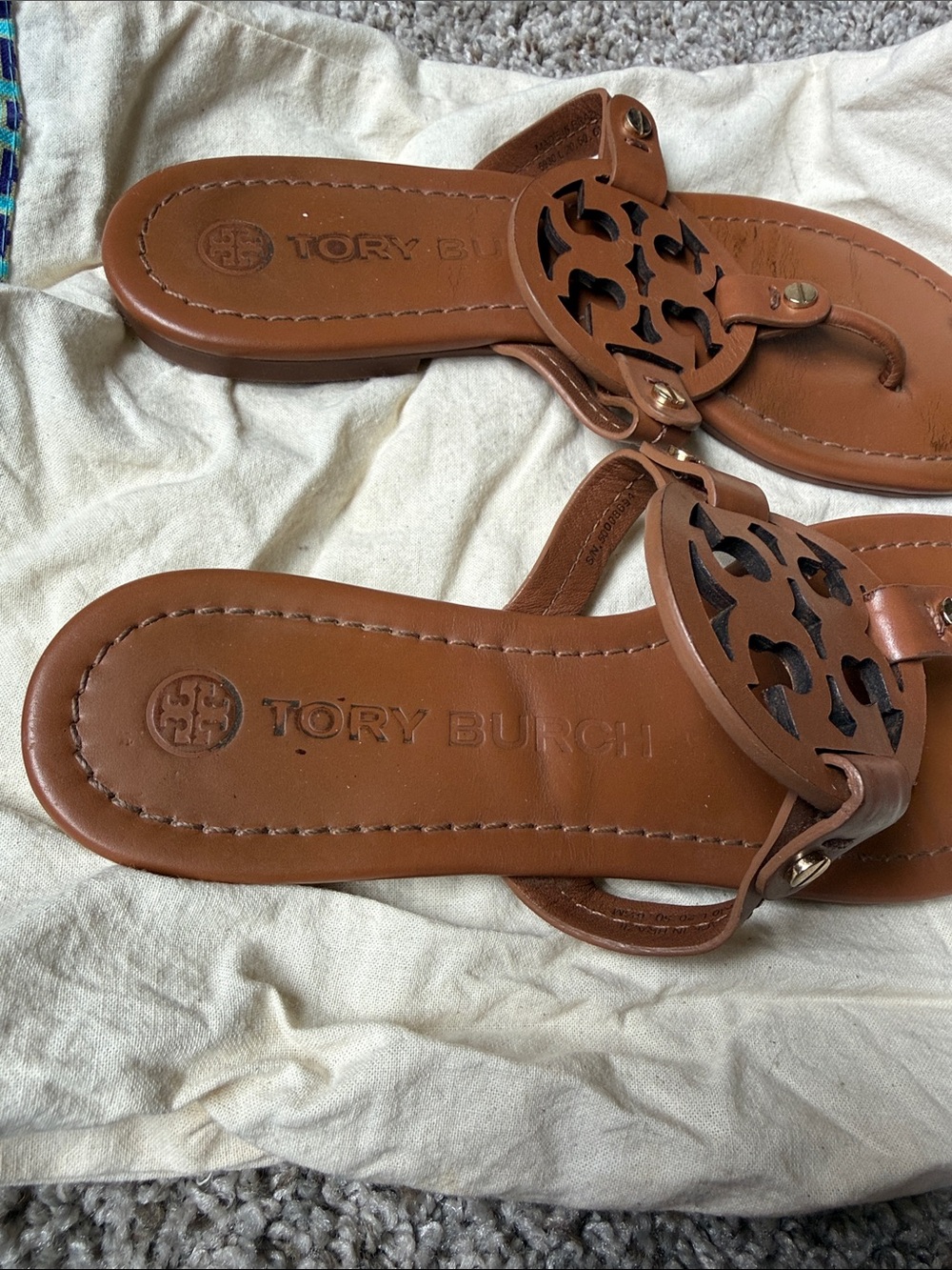 Tory Burch Brown Leather Logo Thong Sandals - Picture 2 of 6